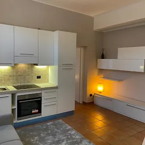cozzi-apartment.it-lombardy.com/