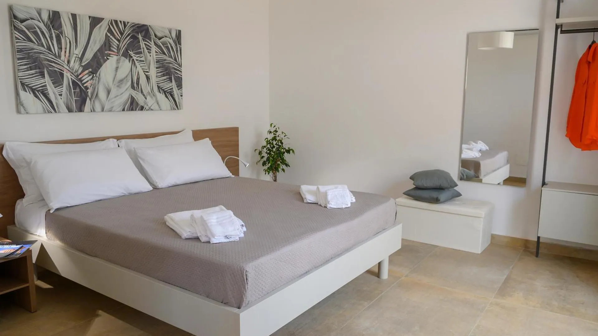 Le 3 Rose Apartments Montallegro Italy