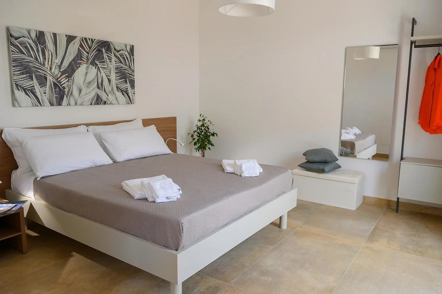 Le 3 Rose Apartments Montallegro 0*,