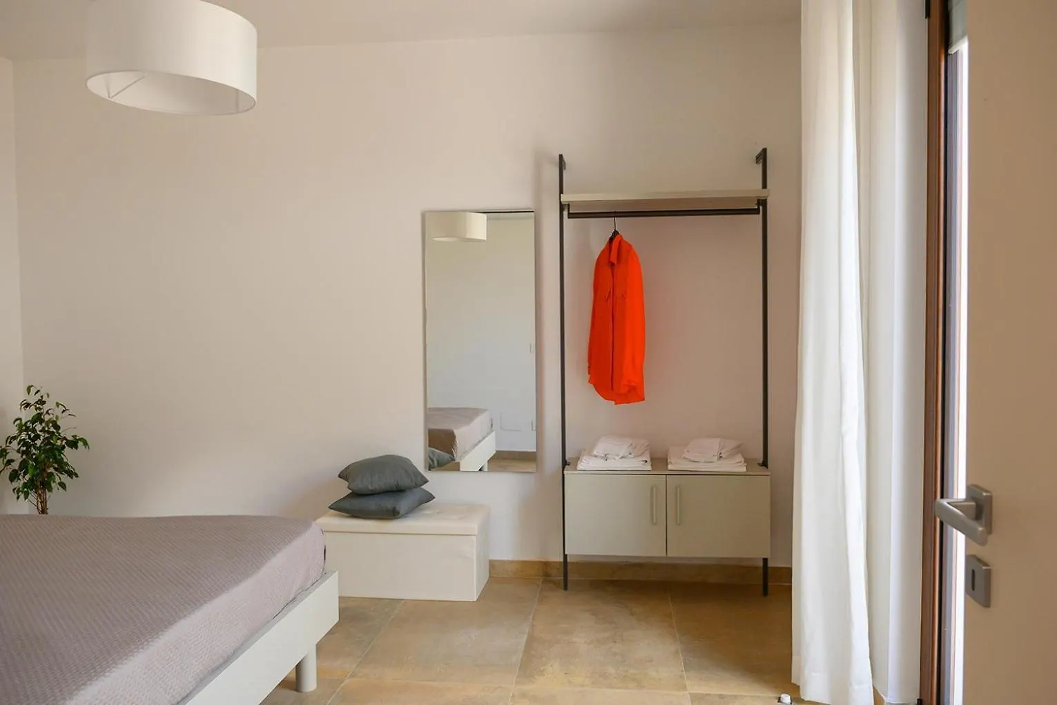 Le 3 Rose Apartments Montallegro